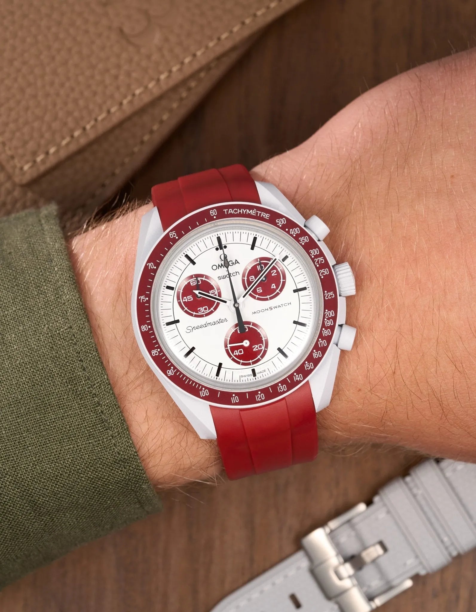 Curved Rubber Strap - Burgundy - OM Luxury